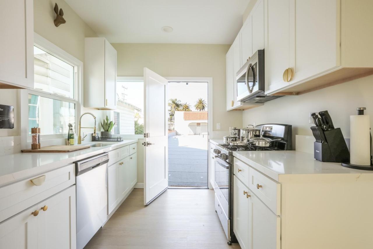 Cozy Sunny Brand-New Apt 1 Block From The Beach 롱비치 외부 사진